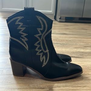 Black Leather Cowboy Boots